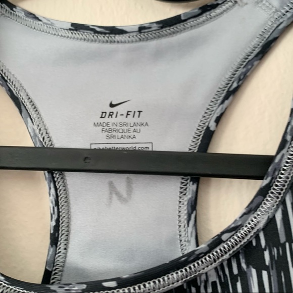 Nike Sports Bra - Picture 3 of 3